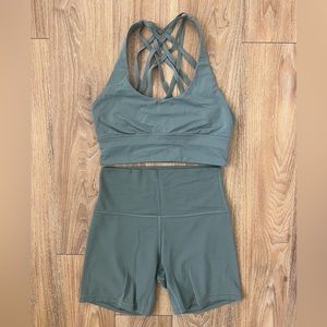 lululemon Sage Green set